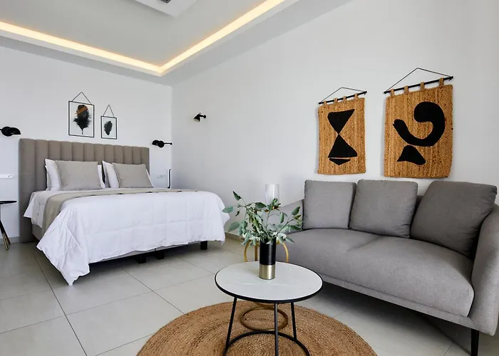 Petit Palace (adults Only) Φηρά