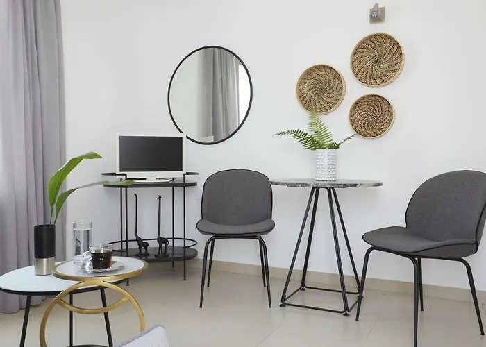 Petit Palace (adults Only) Φηρά