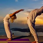 佩提宫套房酒店