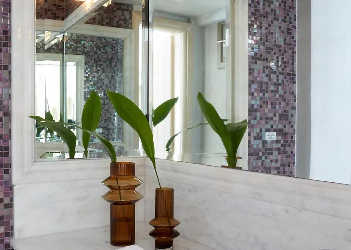 Petit Palace (adults Only) 4*