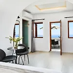 Petit Palace (adults Only) סנטוריני