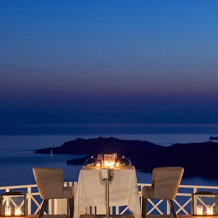 بوتي بالاس سويتس 4* ثيرا